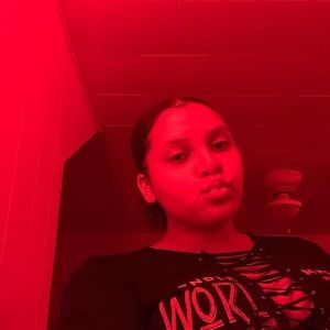 Meet your Posher, Alysha